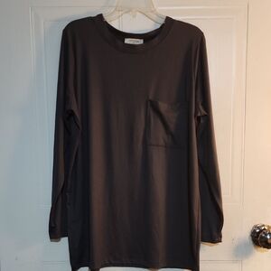 Zenana Outfitters Dark Gray Long Sleeve Tee